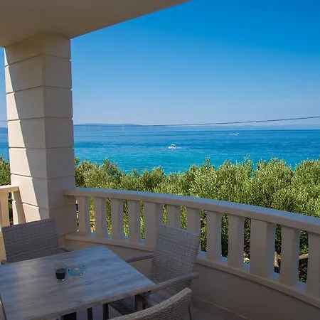 Appartement Waterfront - *