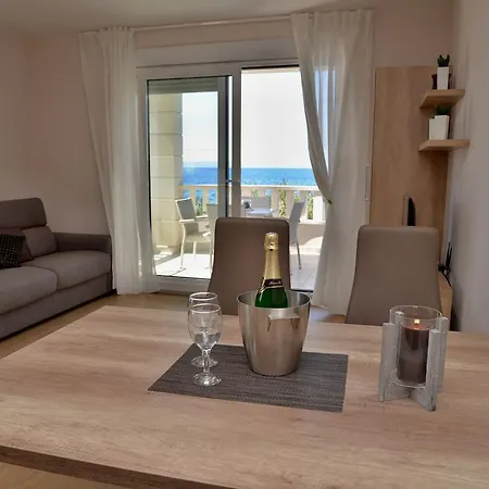 Appartement Waterfront - Tučepi