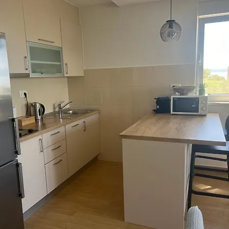 Waterfront Apartments - Tucepi Apartment *
