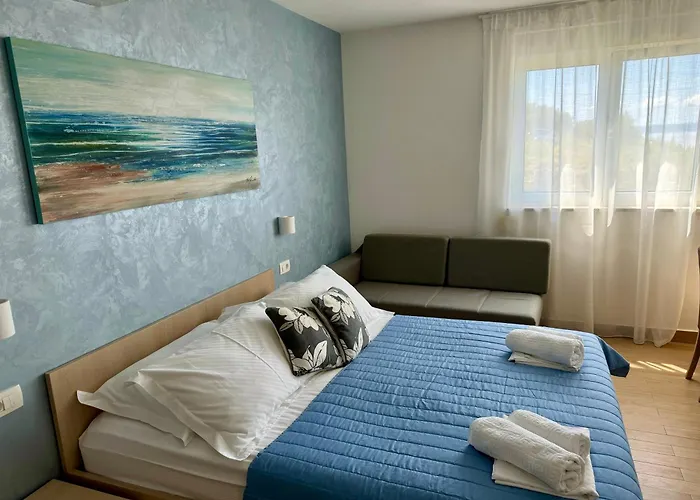 Waterfront Apartments - Tucepi Apartment Tučepi