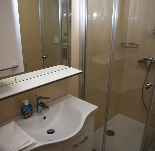 Apartment Waterfront Apartments - Tucepi *