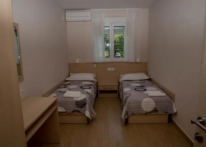 Waterfront Apartments - Tucepi