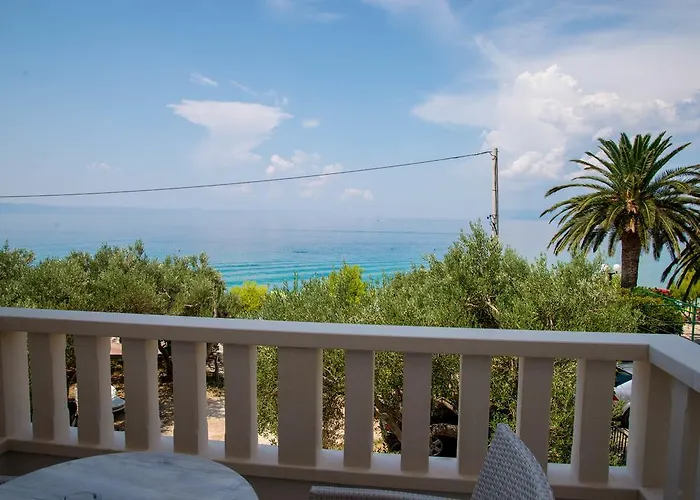 Apartment Waterfront Apartments - Tucepi Tučepi